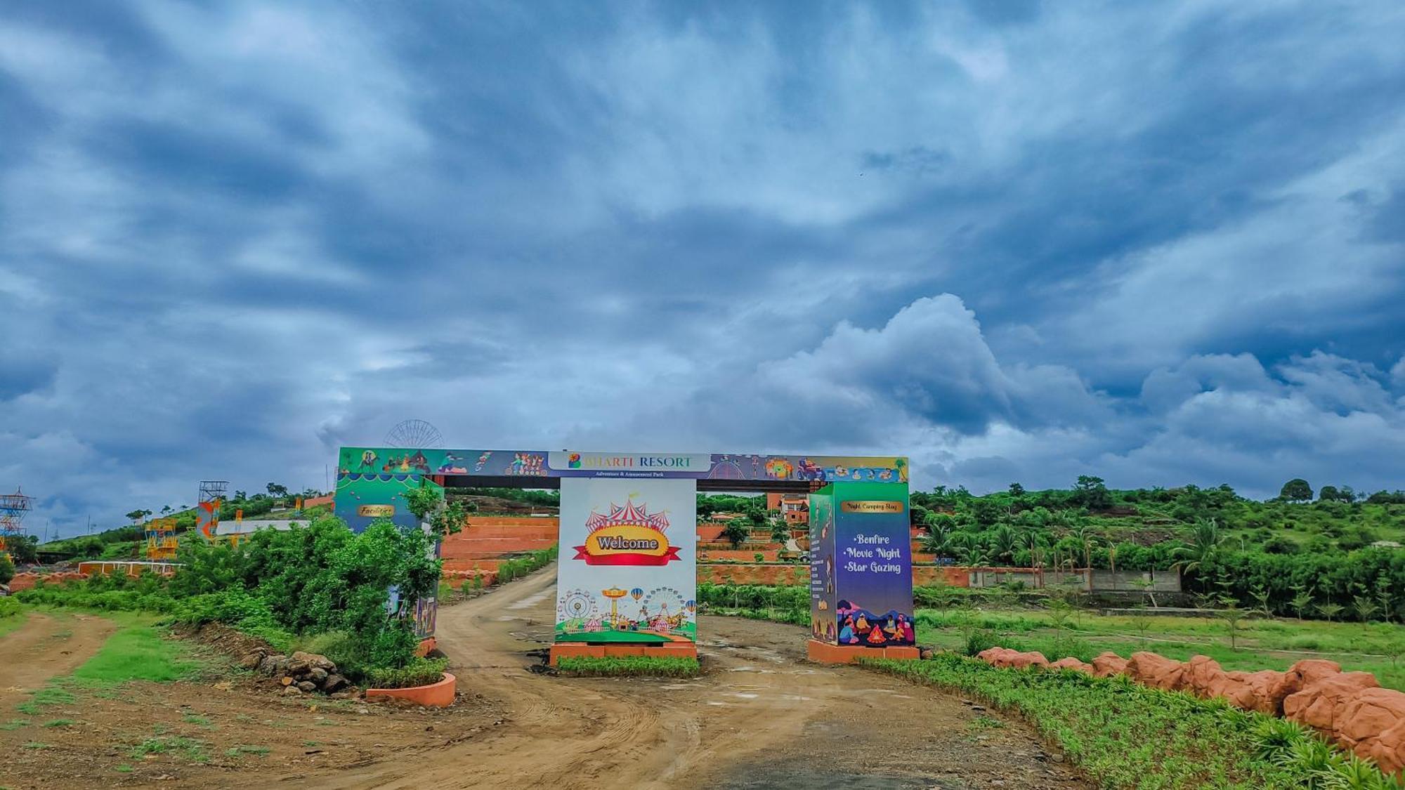 Regenta Bharti Amusement & Adventure Resort Pune, Urulikanchan Uruli Kānchān Kültér fotó