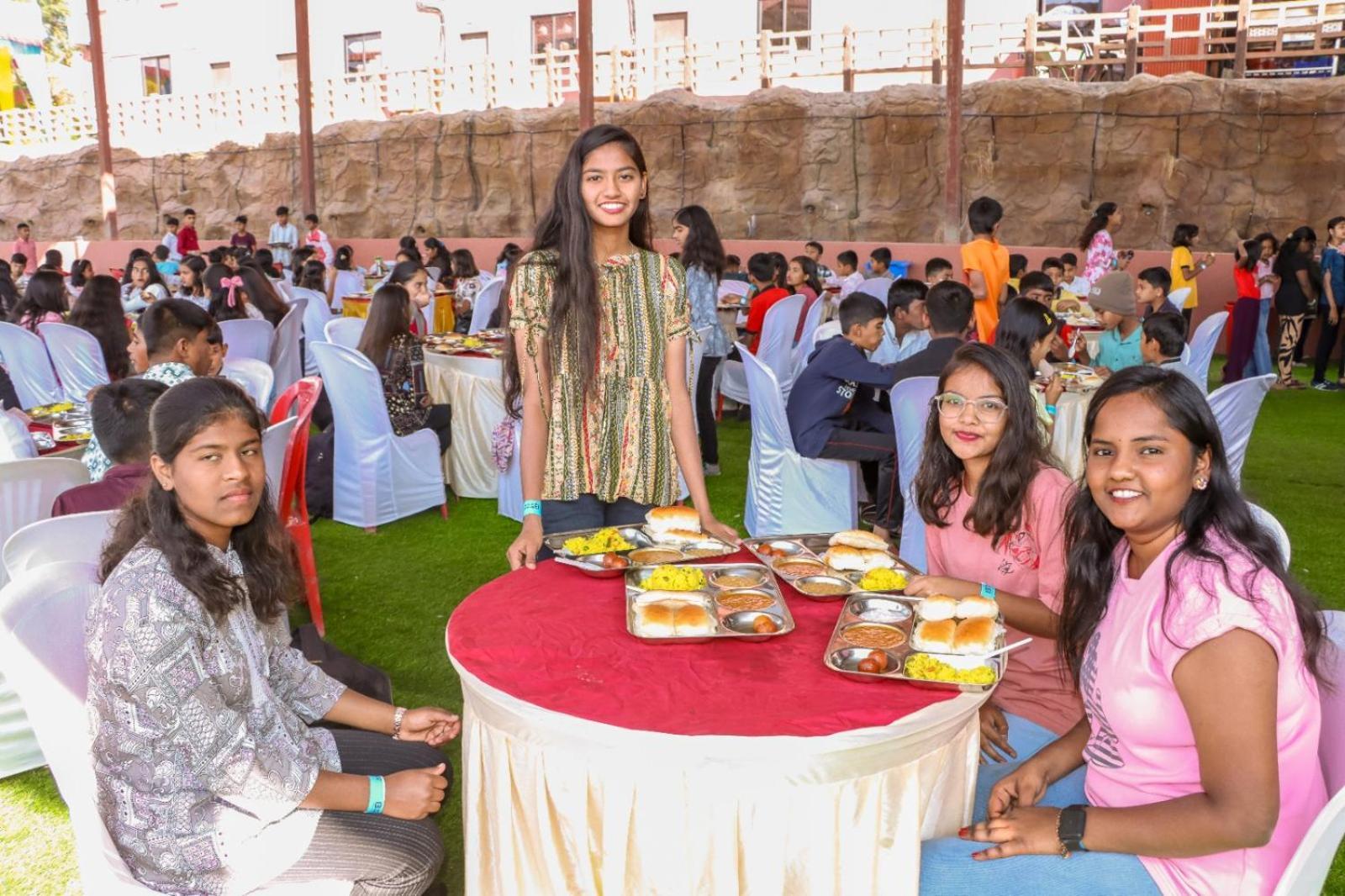 Regenta Bharti Amusement & Adventure Resort Pune, Urulikanchan Uruli Kānchān Kültér fotó
