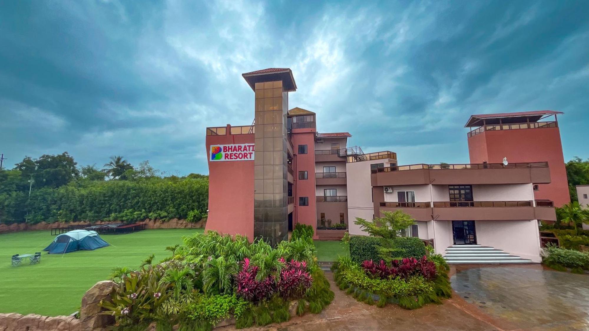 Regenta Bharti Amusement & Adventure Resort Pune, Urulikanchan Uruli Kānchān Kültér fotó