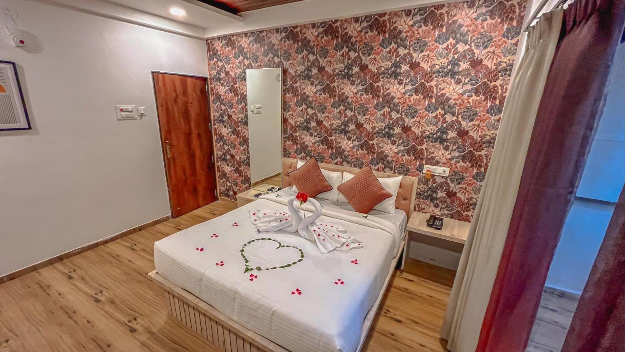 Regenta Bharti Amusement & Adventure Resort Pune, Urulikanchan Uruli Kānchān Kültér fotó